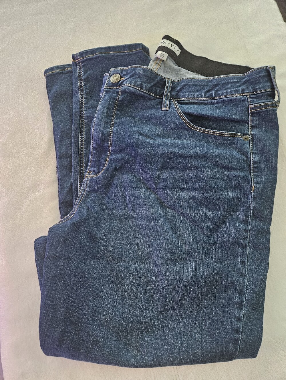 Women's Dark Blue Jeans